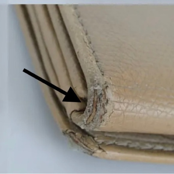 CHANEL CC Coco & Cream Colored Long Leather Button Wallet - Picture 7 of 14